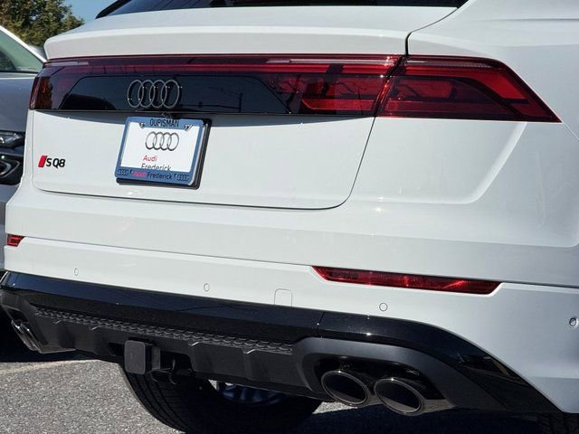 New 2026 Audi SQ8 Prestige image 8
