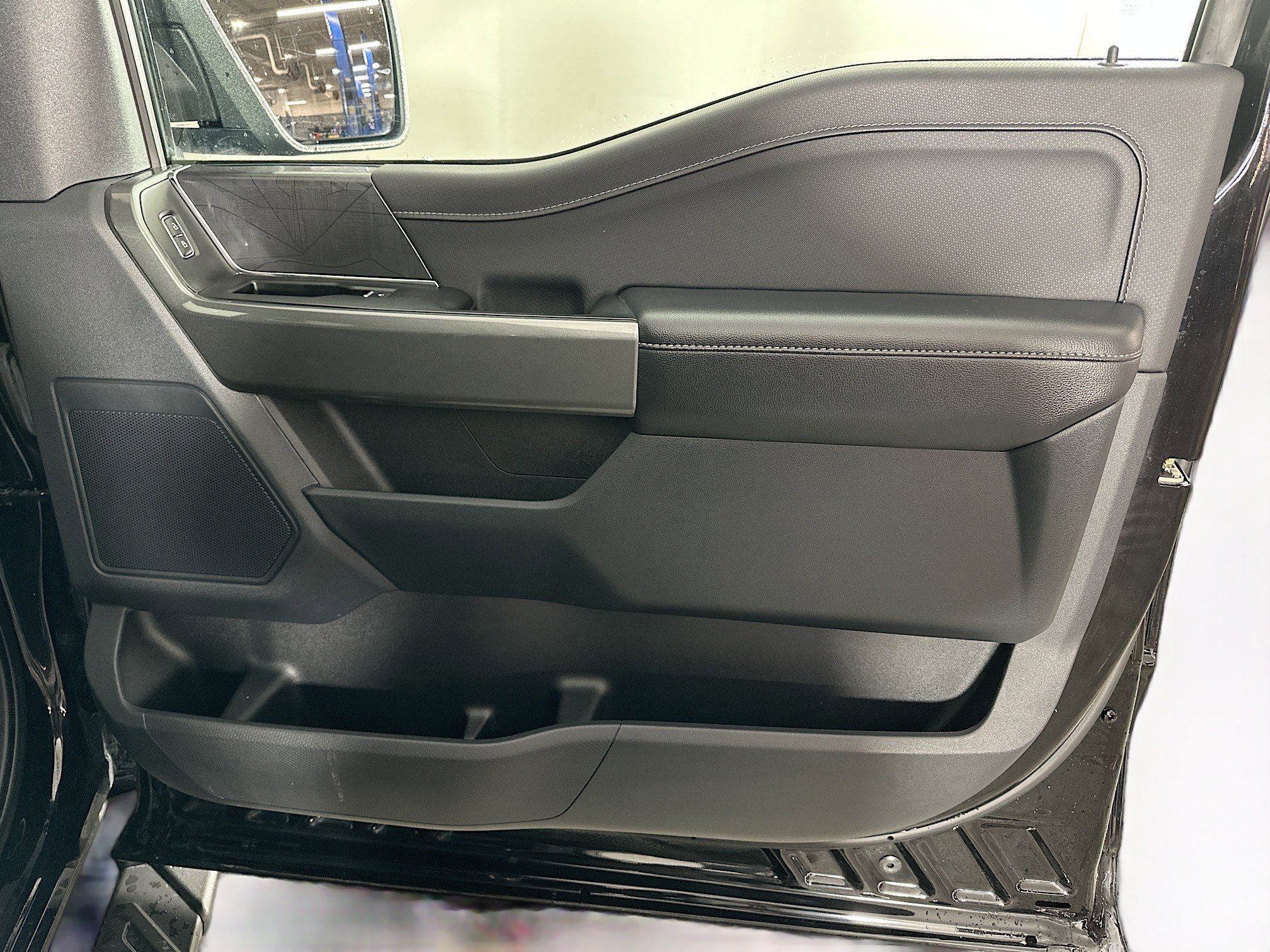 Used 2023 Ford F150 XLT w/ Equipment Group 302A High image 32