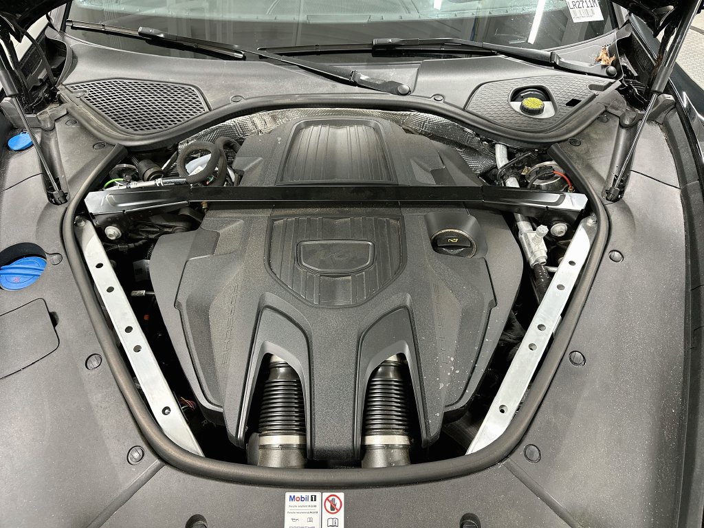 Certified 2024 Porsche Panamera 4 AWD/4WD image 31