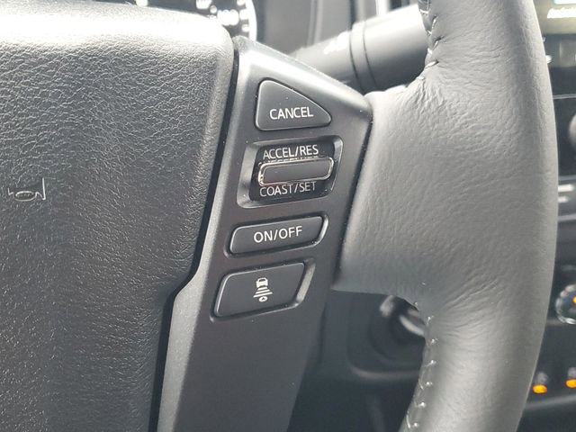 Used 2025 Nissan Frontier SL image 36