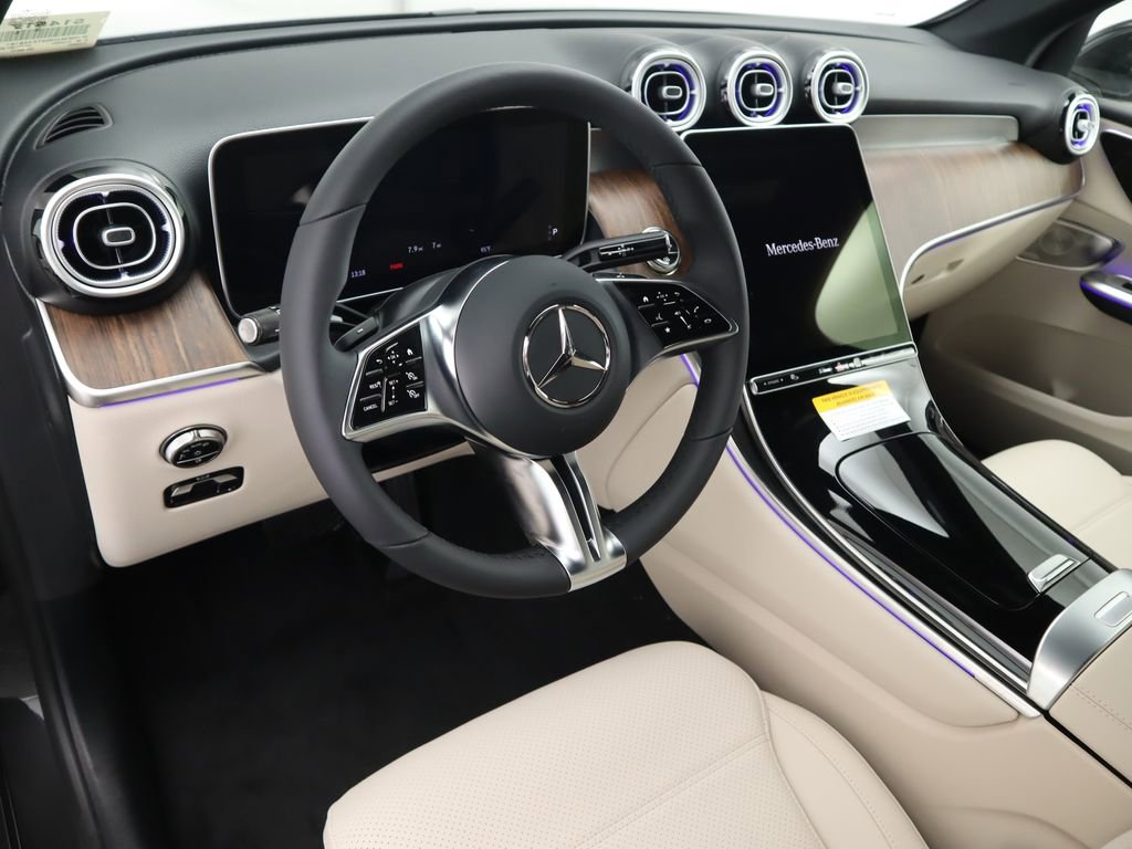 Used 2026 Mercedes-Benz GLC 300 4MATIC image 10