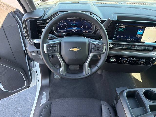 Certified 2024 Chevrolet Silverado 1500 LT AWD/4WD image 15