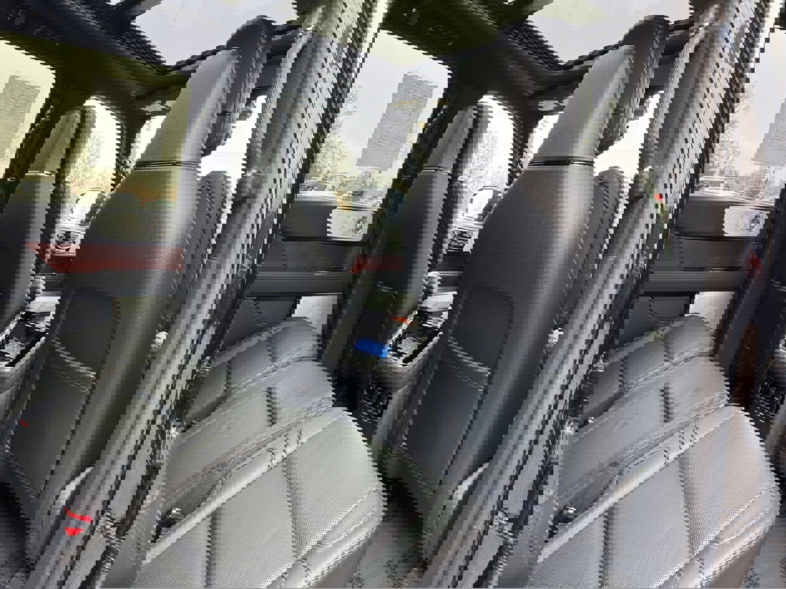 Used 2024 Lincoln Navigator Reserve image 16