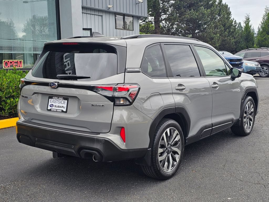 Used 2025 Subaru Forester Touring w/ Popular Package - Touring AWD/4WD image 7