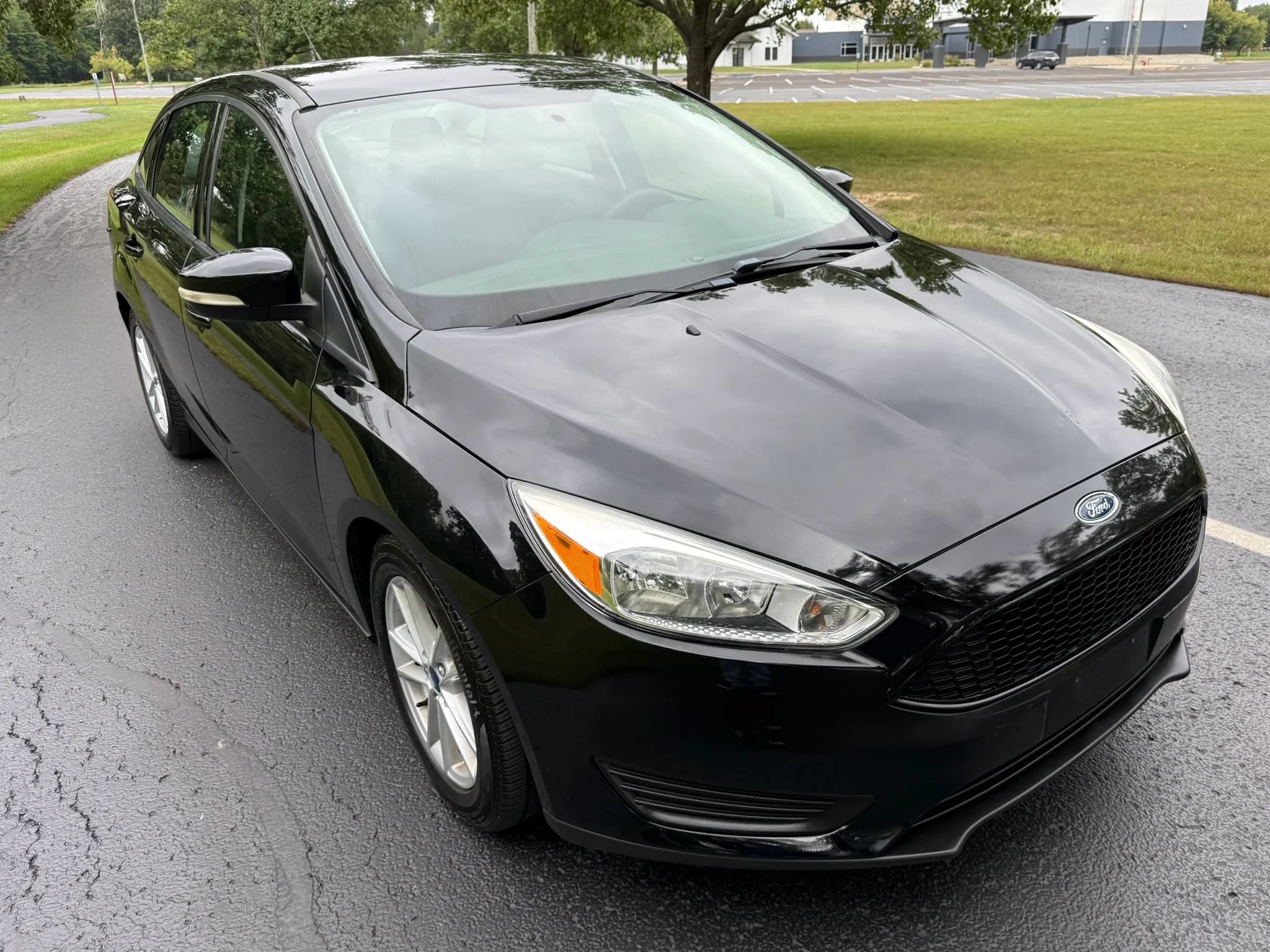 Used 2016 Ford Focus SE FWD image 6