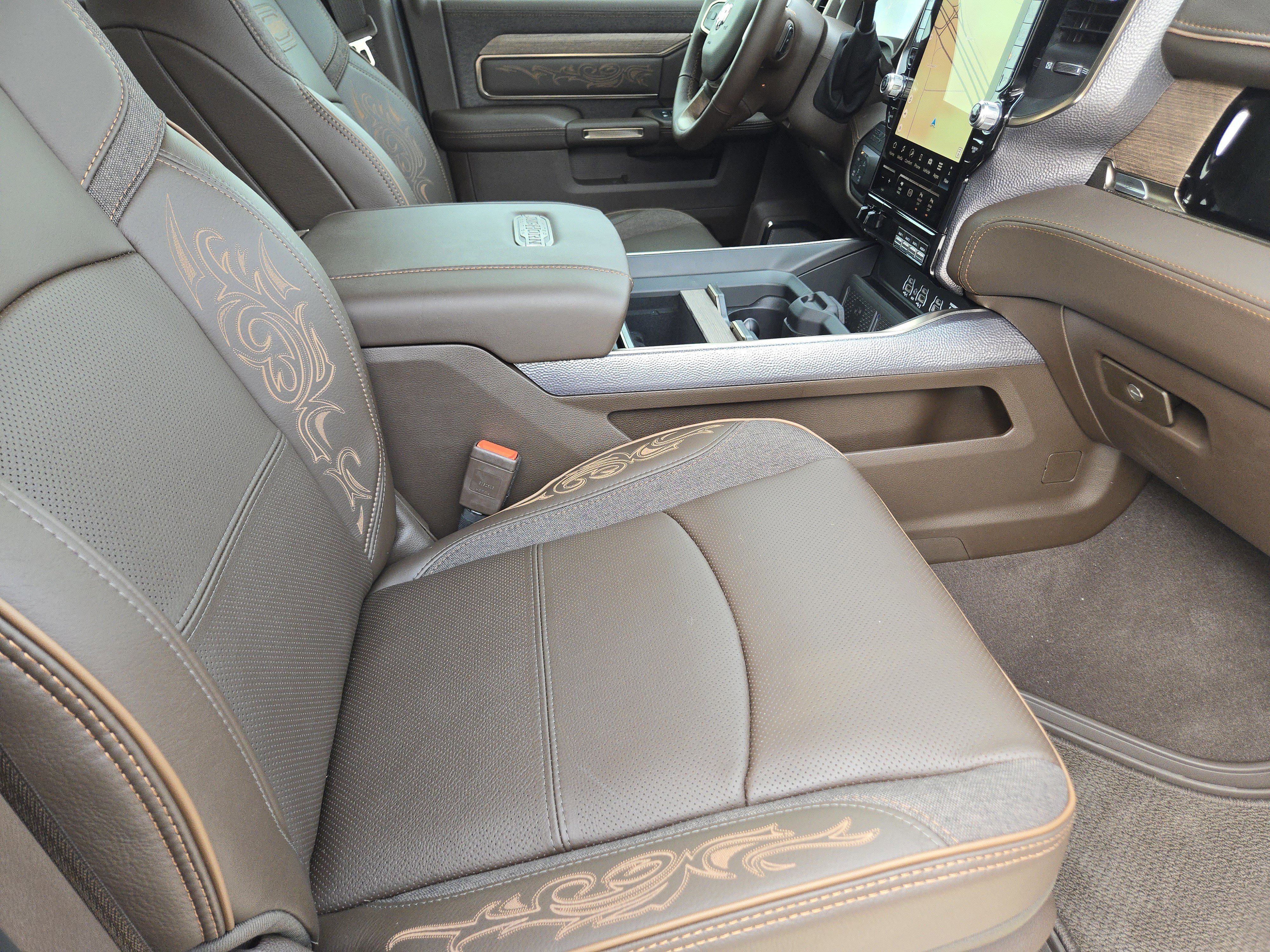 New 2026 RAM 2500 Limited image 13