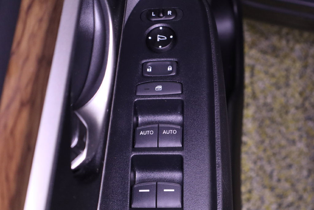 Used 2018 Honda CR-V EX image 34
