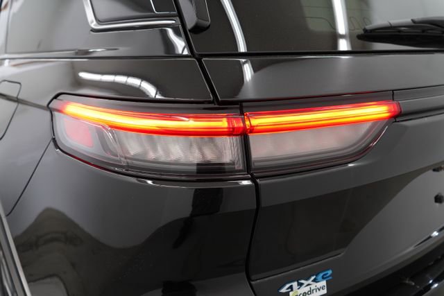 Used 2022 Jeep Grand Cherokee Limited 4xe image 86