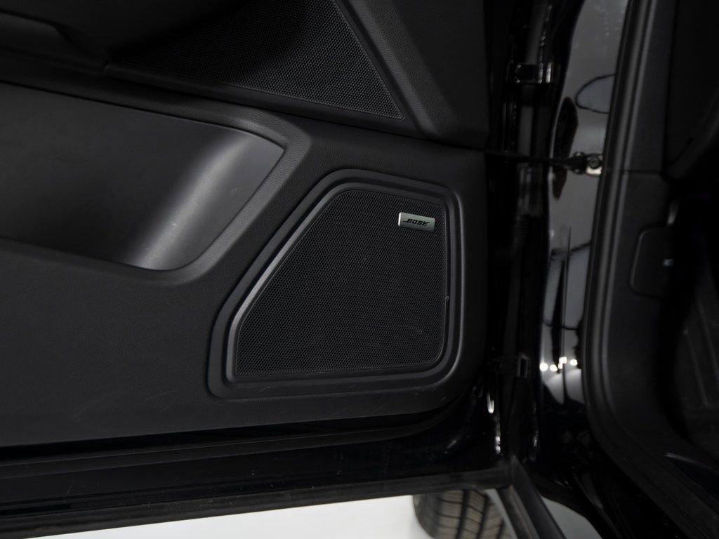Certified 2025 Porsche Macan image 21
