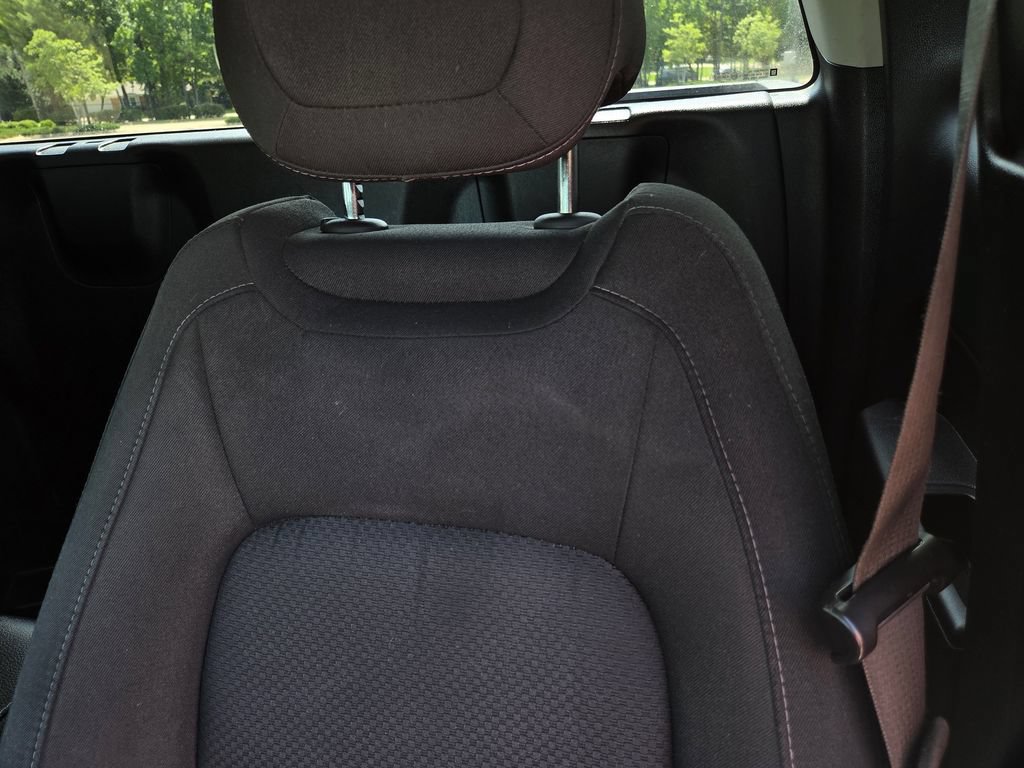 Used 2022 Chevrolet Colorado LT w/ Fleet Safety Package RWD image 16