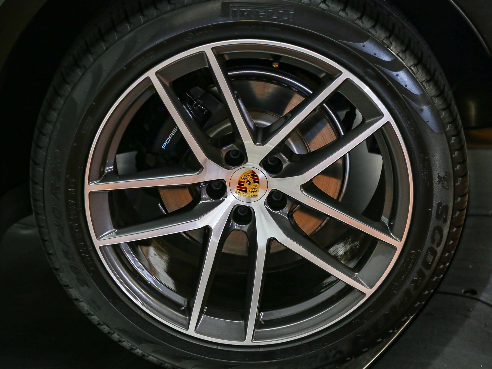 Certified 2026 Porsche Macan AWD/4WD image 14