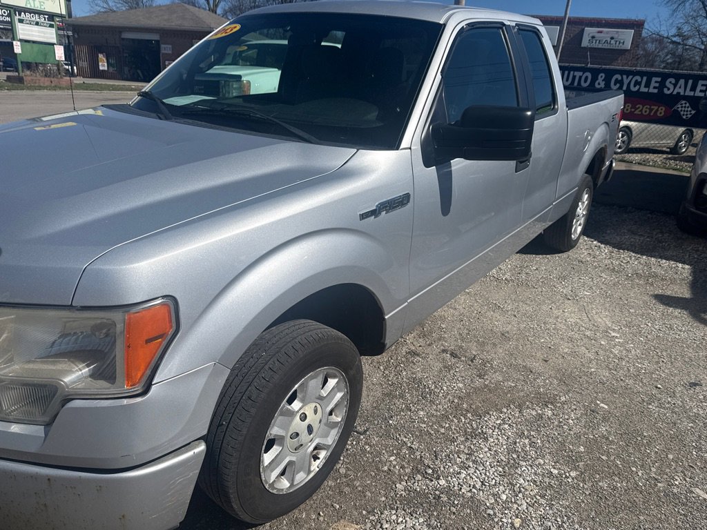 Used 2013 Ford F150 STX image 2
