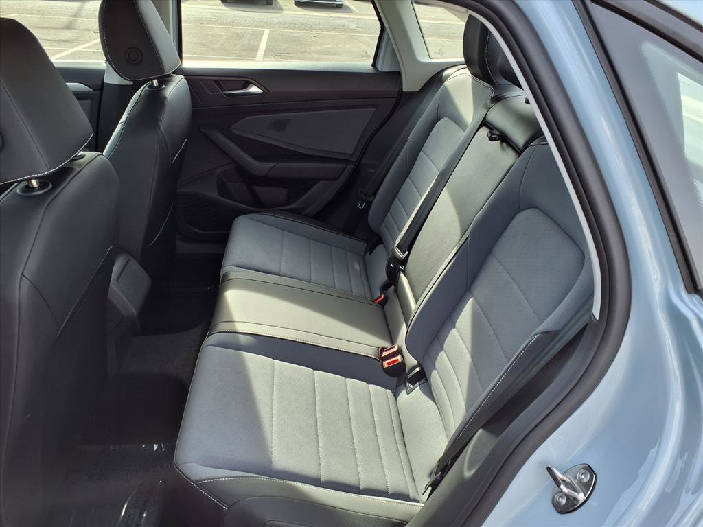 New 2026 Volkswagen Jetta SE image 10