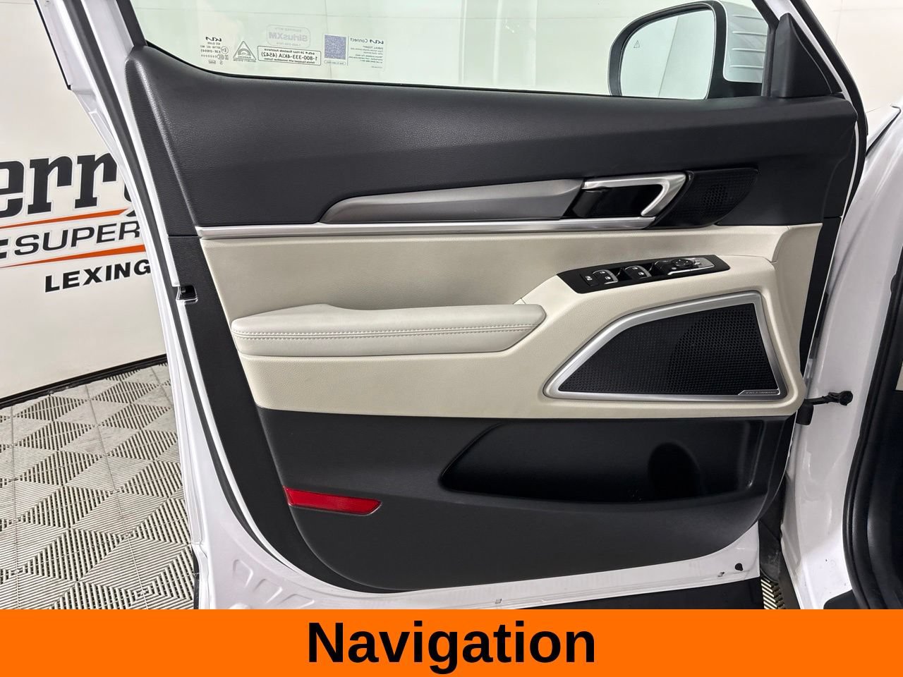 Used 2025 Kia Telluride S FWD image 11