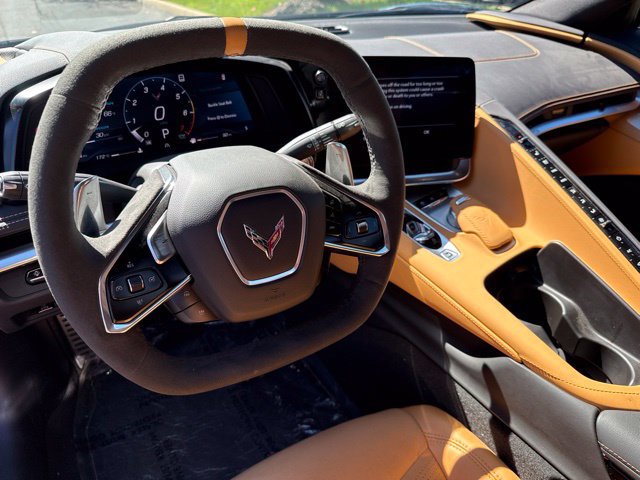 Used 2021 Chevrolet Corvette Stingray Preferred Conv w/ Z51 Performance Package RWD image 7