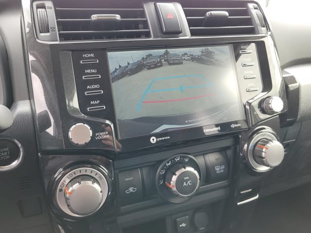 Used 2022 Toyota 4Runner TRD Off-Road Premium AWD/4WD image 18