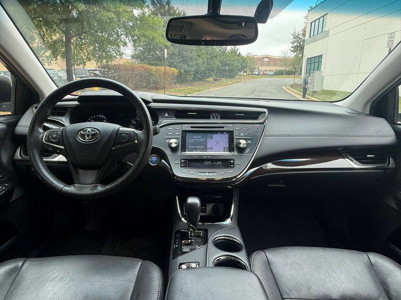 Used 2015 Toyota Avalon XLE Touring image 14