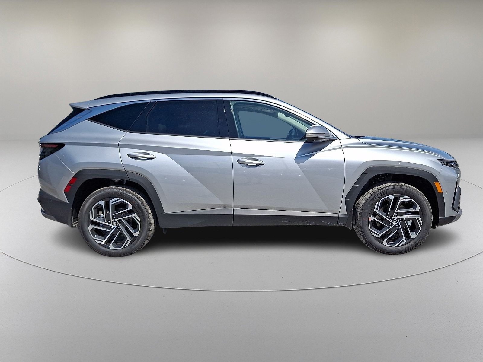 New 2026 Hyundai Tucson Limited w/ Tow & Go Package AWD/4WD image 5