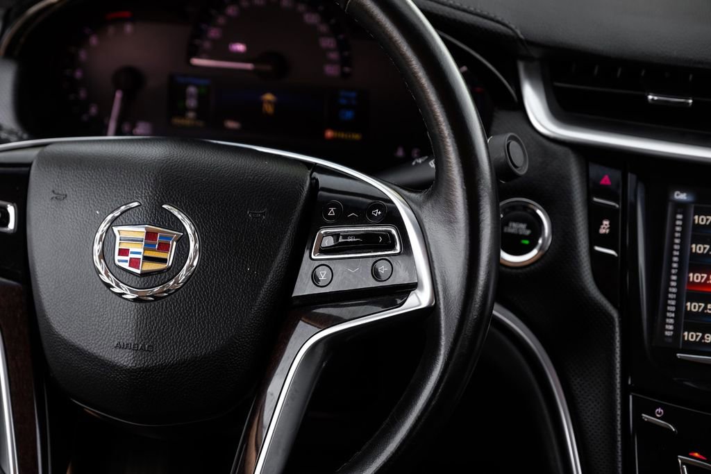 Used 2015 Cadillac XTS Limousine image 16