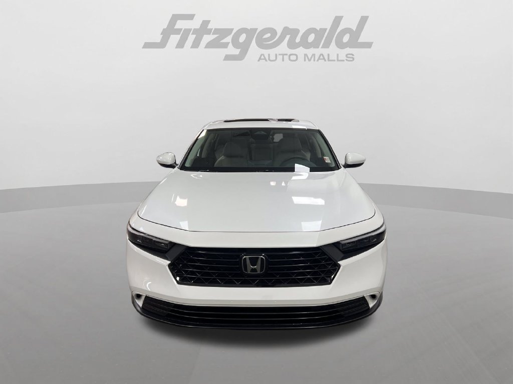 Used 2023 Honda Accord EX image 9