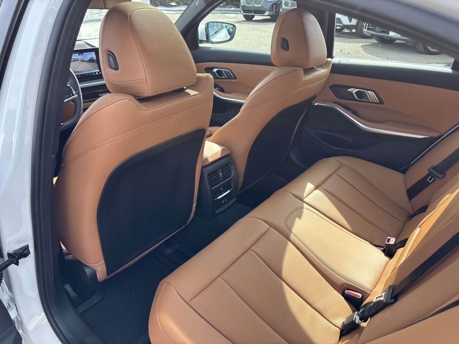 New 2026 BMW 330i xDrive Sedan w/ Premium Package image 28