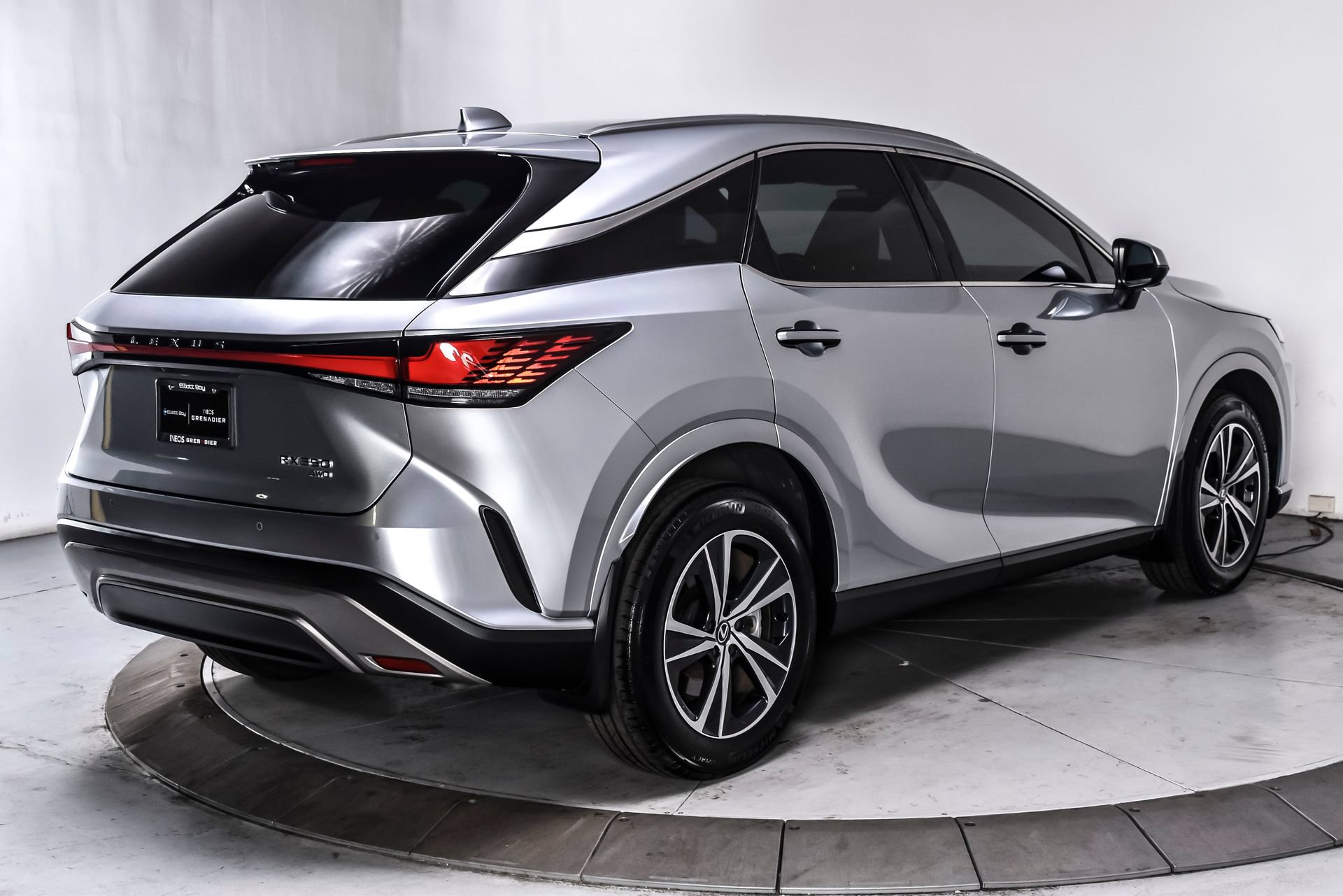 Used 2024 Lexus RX 350 Premium w/ Convenience Package AWD/4WD image 6