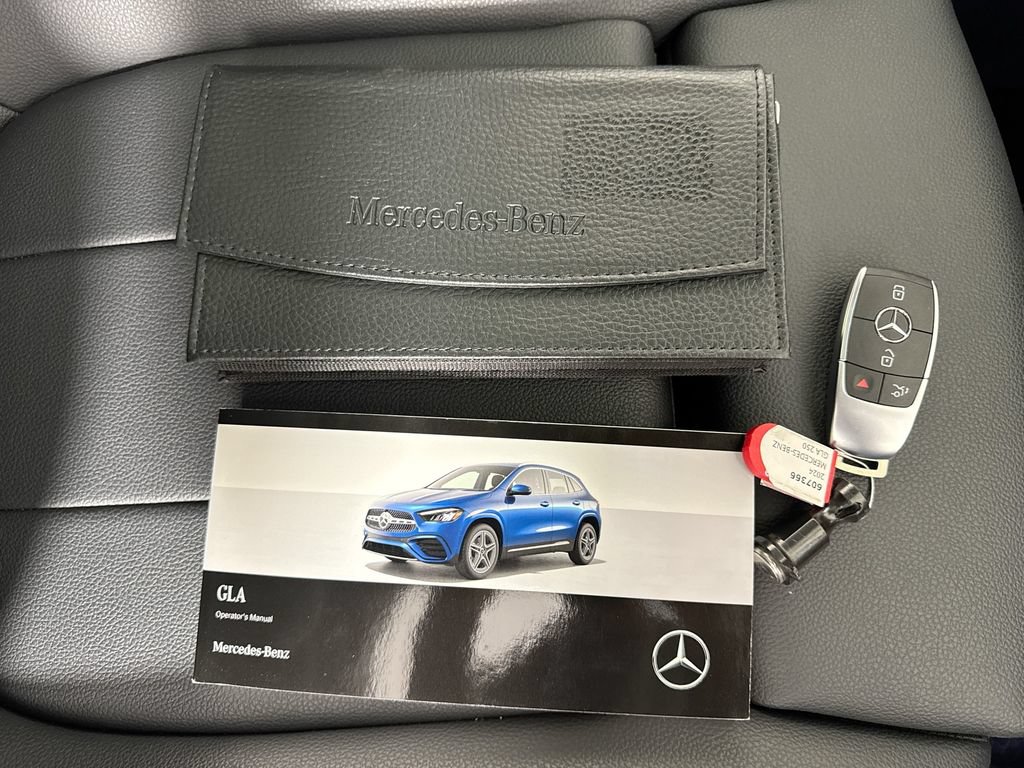 Used 2024 Mercedes-Benz GLA 250 image 41