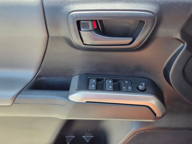 Used 2021 Toyota Tacoma SR5 RWD image 34