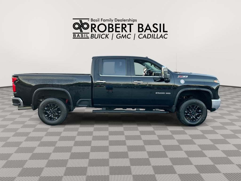 Used 2024 Chevrolet Silverado 2500 LTZ w/ LTZ Convenience Package AWD/4WD image 9