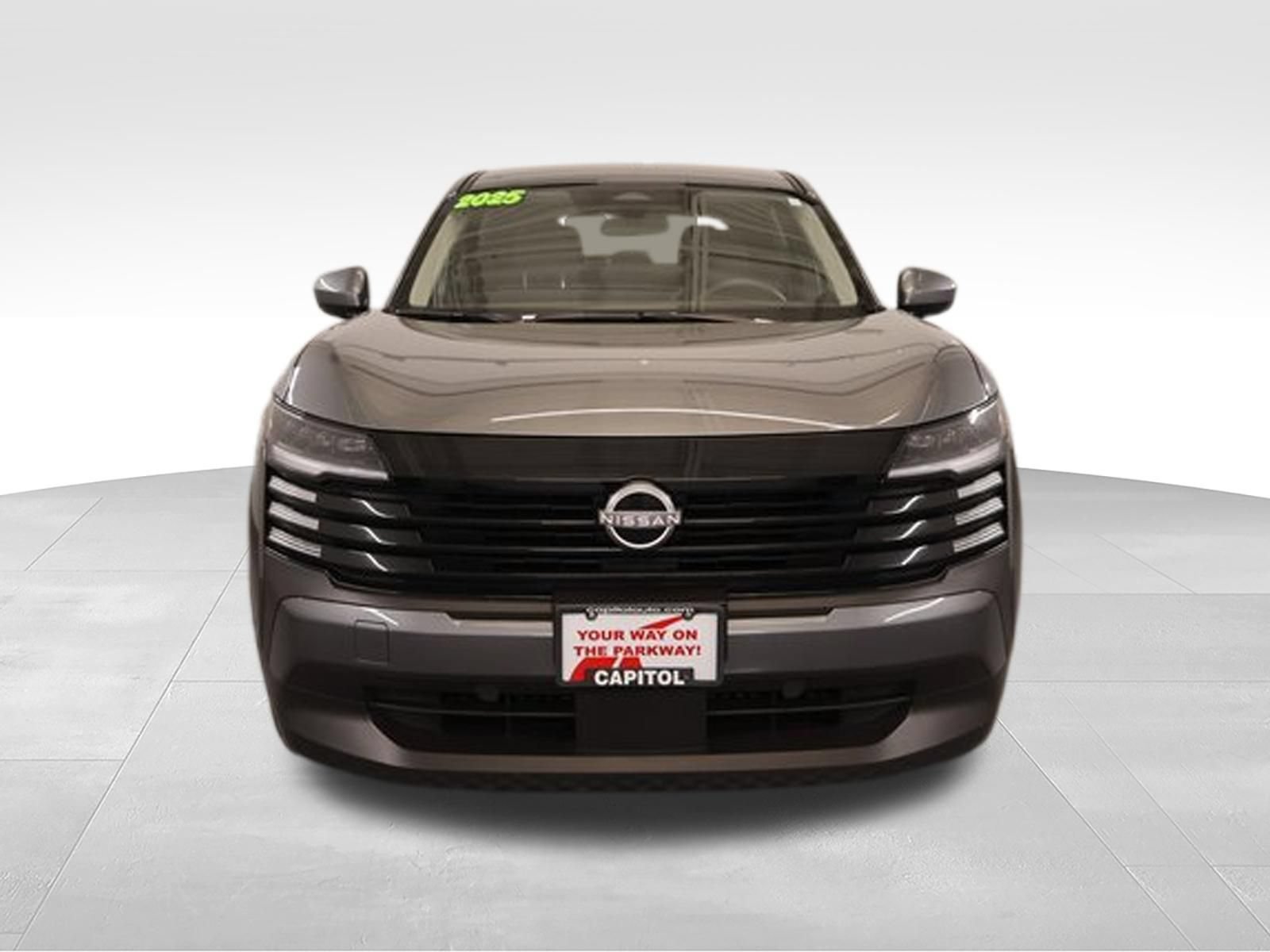 Certified 2025 Nissan Kicks SV w/ Illumination Package FWD image 6