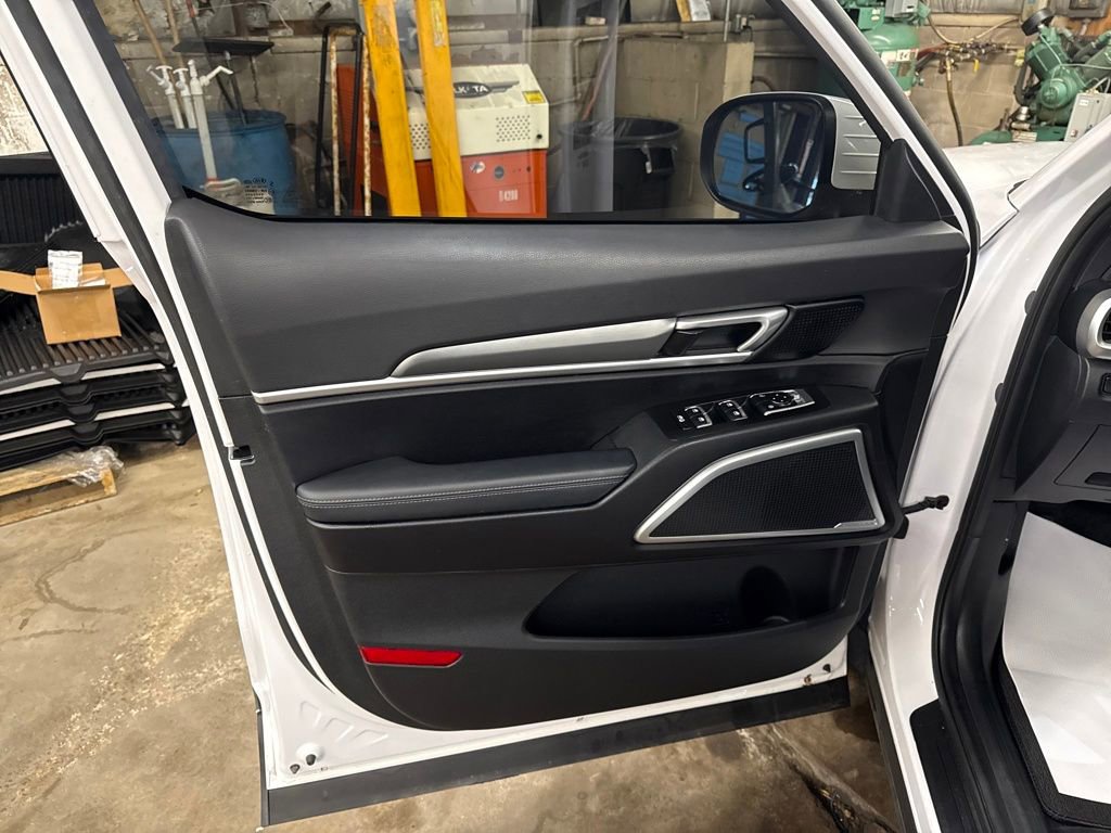 Used 2021 Kia Telluride S image 11