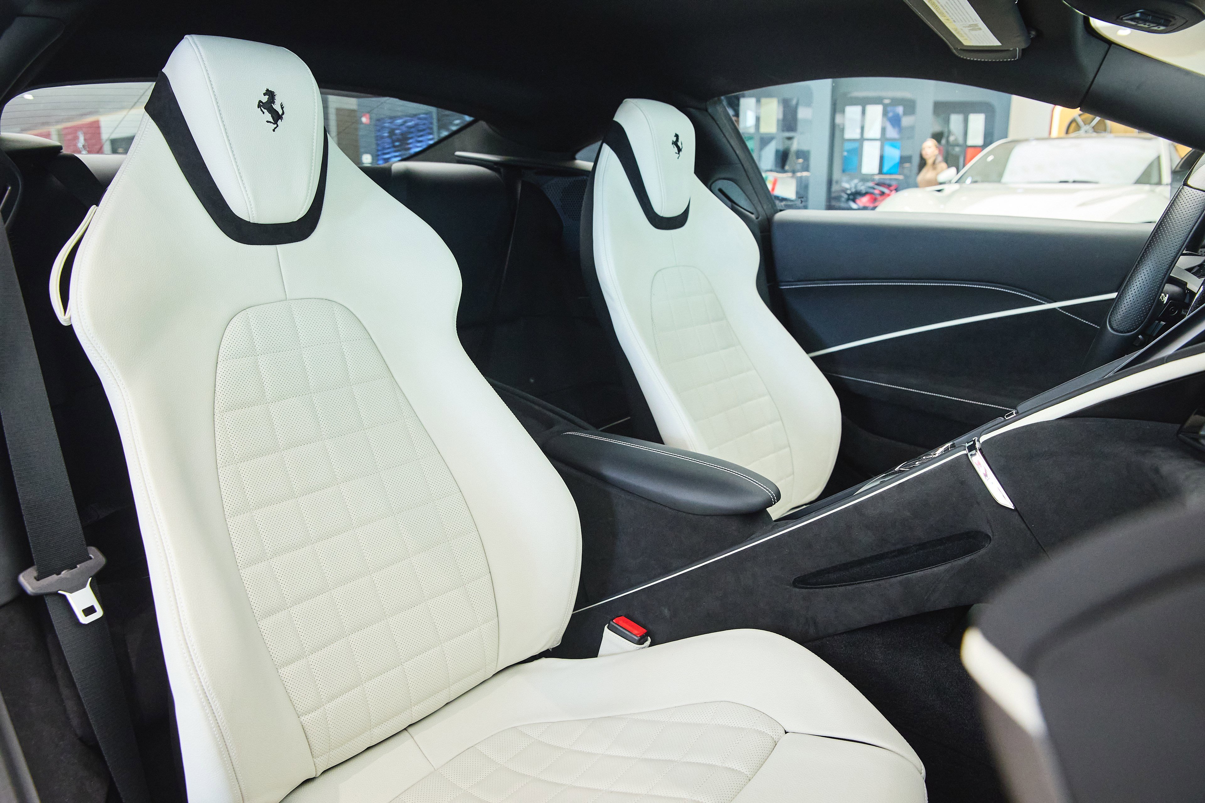 Used 2023 Ferrari Roma image 39