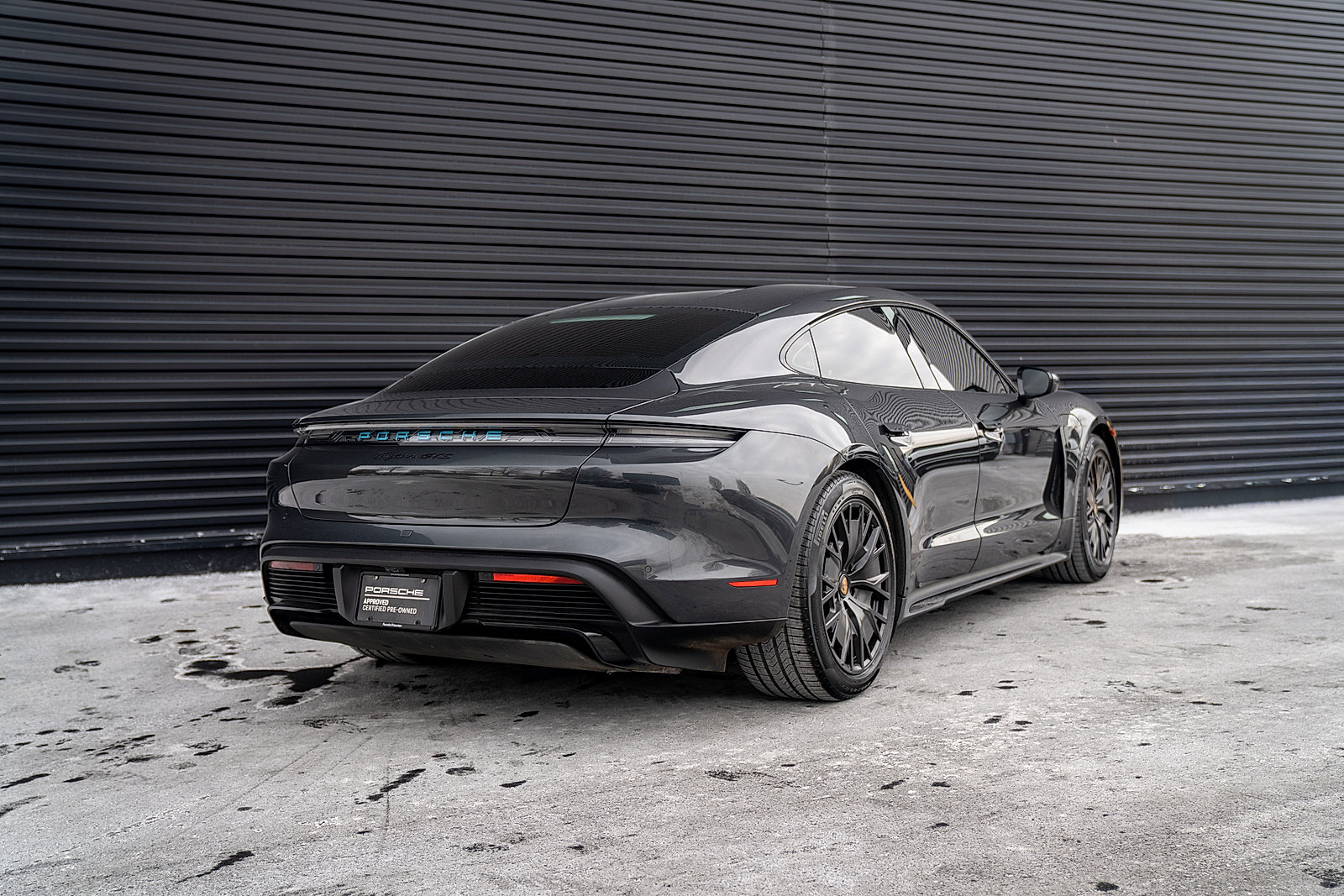 Certified 2023 Porsche Taycan GTS image 31