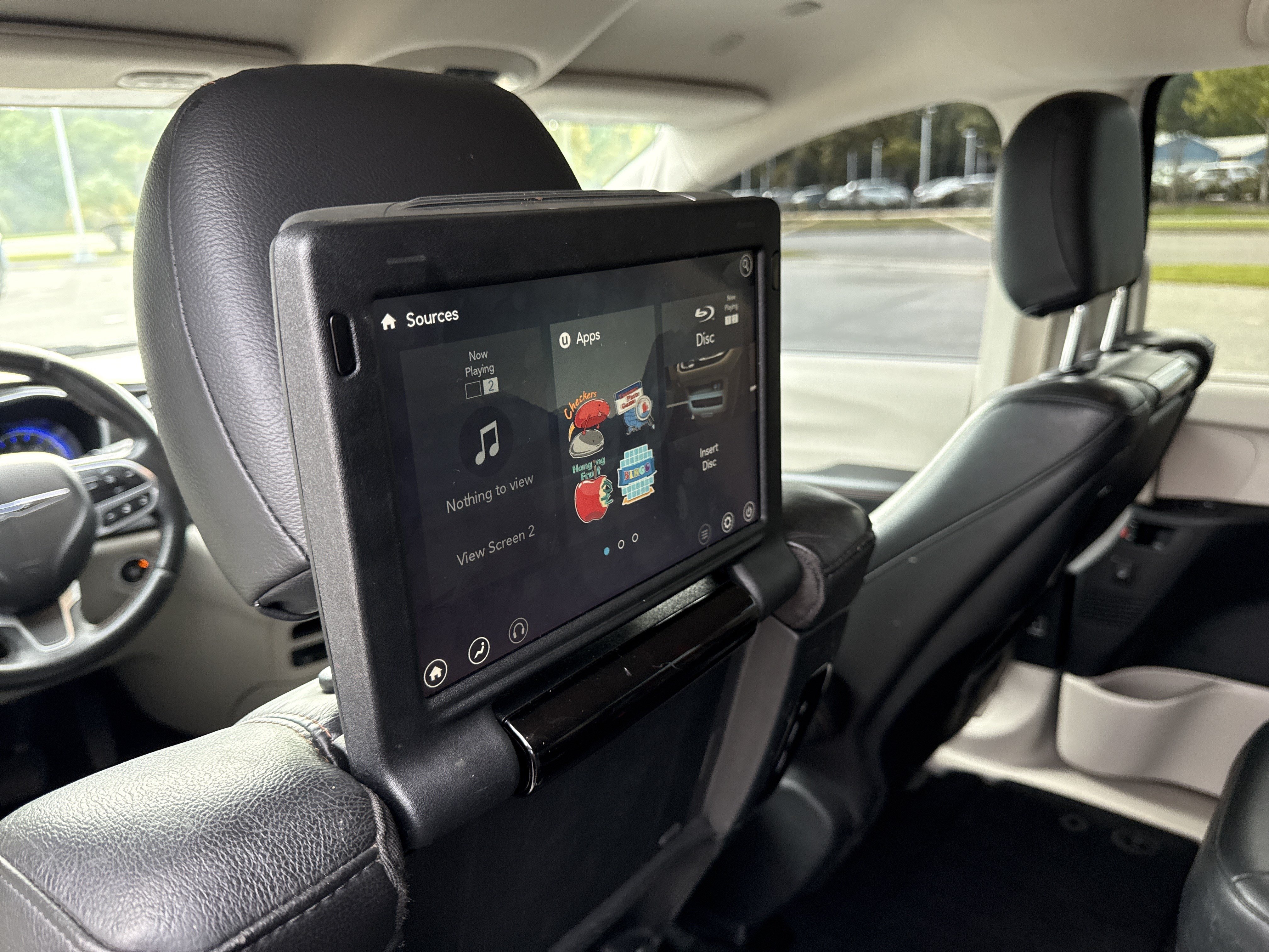 Used 2020 Chrysler Pacifica Touring-L Plus w/ Tire & Wheel Group FWD image 27
