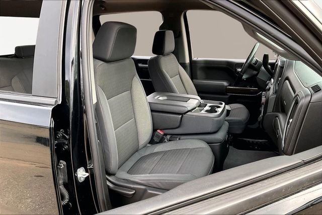 Used 2019 Chevrolet Silverado 1500 LT w/ All-Star Edition image 19