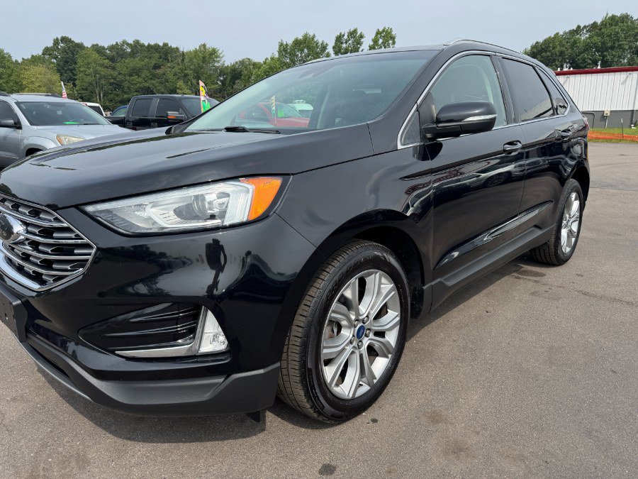 Used 2019 Ford Edge Titanium AWD/4WD image 9