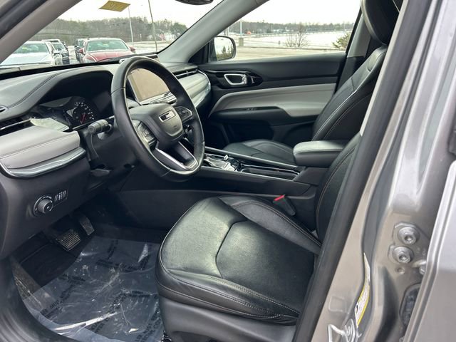 Used 2022 Jeep Compass Limited image 32