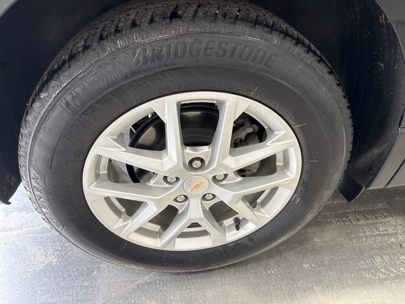 Used 2023 Chevrolet Equinox LT AWD/4WD image 8