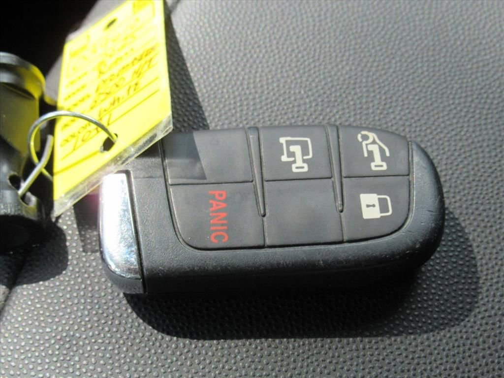 Used 2025 RAM ProMaster 2500 w/ Convenience Group FWD image 30