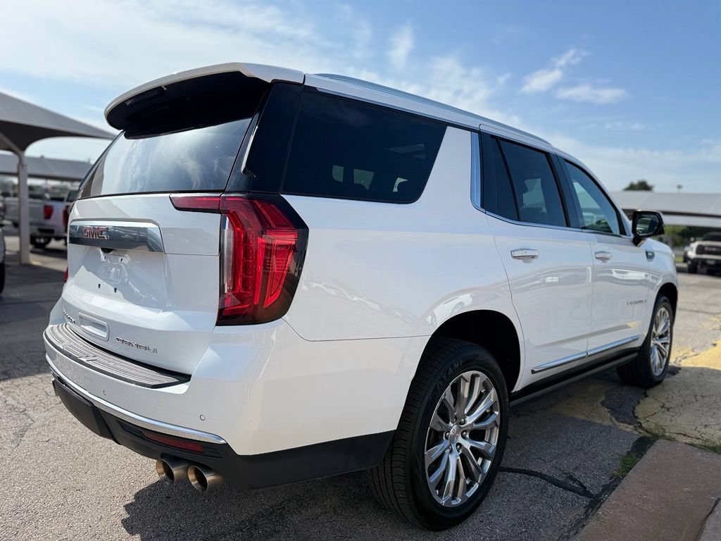 Used 2023 GMC Yukon Denali AWD/4WD image 5