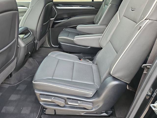 Used 2025 Cadillac Escalade ESV Sport w/ LPO, ONYX Package AWD/4WD image 25