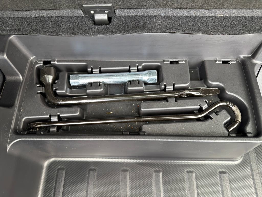 Certified 2023 Subaru Ascent Premium w/ Convenience Package image 31