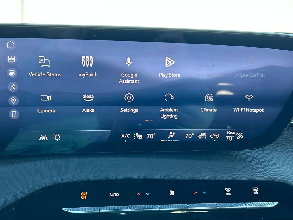 Used 2025 Buick Enclave Preferred image 14