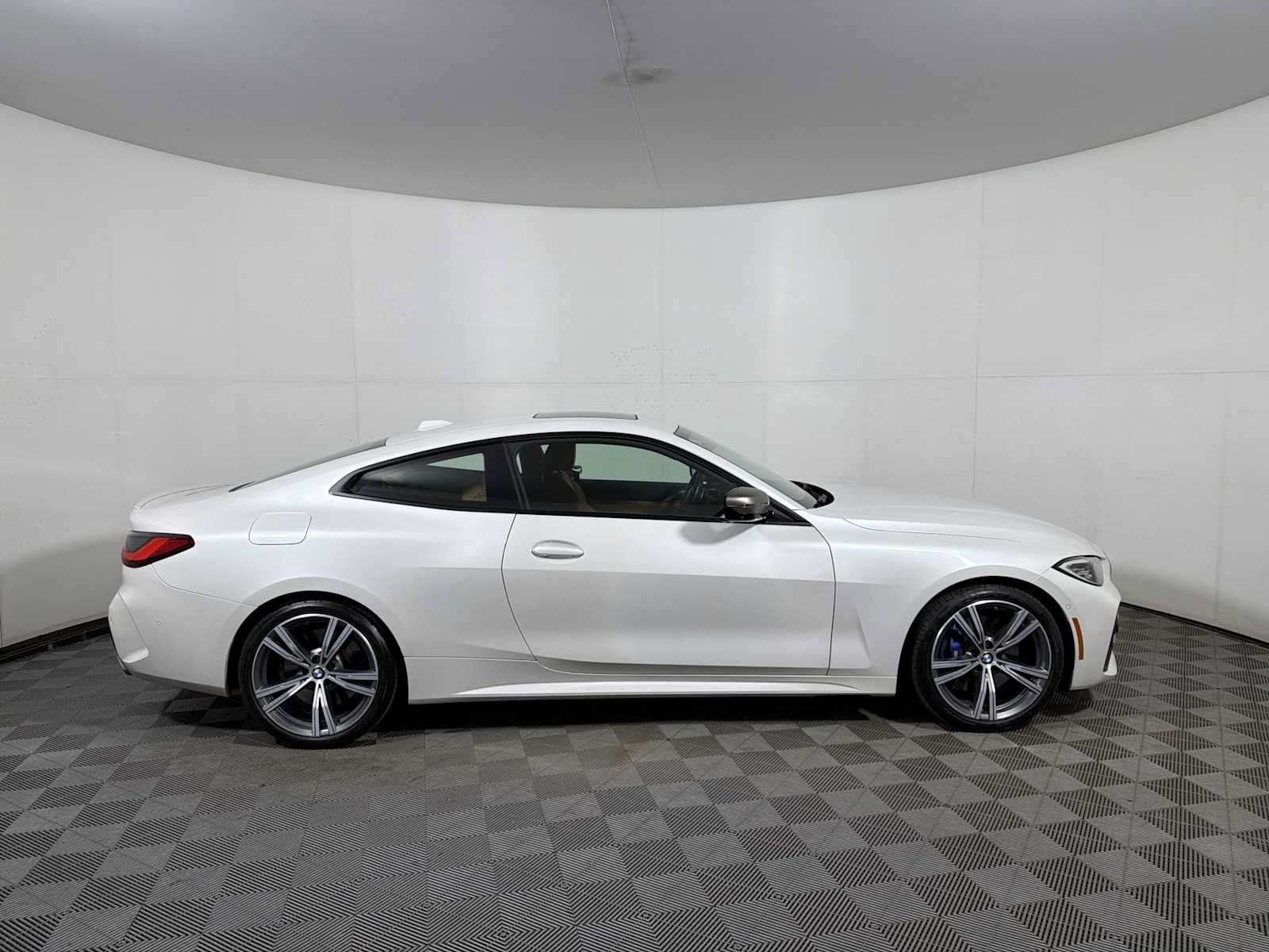 Used 2024 BMW 440i xDrive Coupe w/ Premium Package AWD/4WD image 7