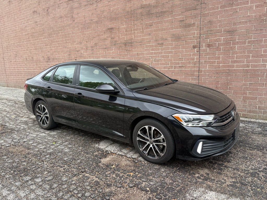 Used 2024 Volkswagen Jetta Sport FWD image 8