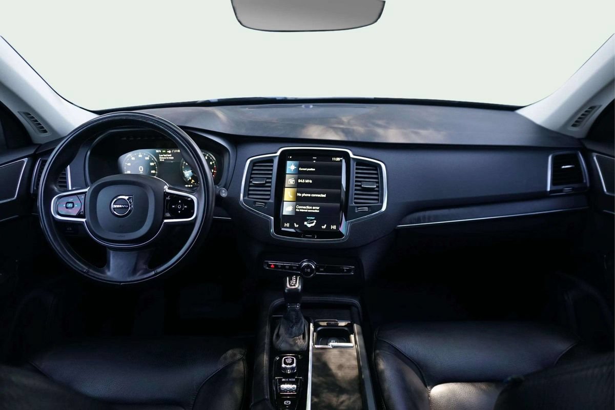 Used 2020 Volvo XC90 T6 Momentum w/ Protection Package Premier AWD/4WD image 22