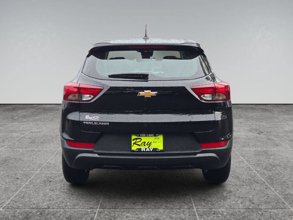 Certified 2023 Chevrolet TrailBlazer LS FWD image 7