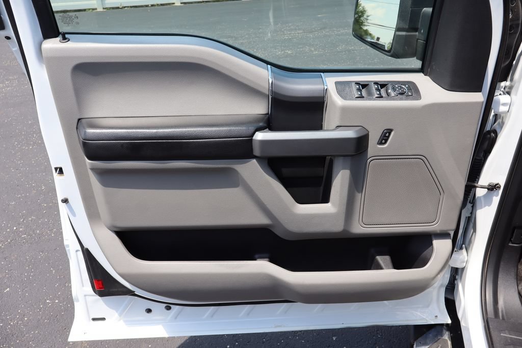 Used 2018 Ford F150 XLT w/ Equipment Group 302A Luxury AWD/4WD image 21