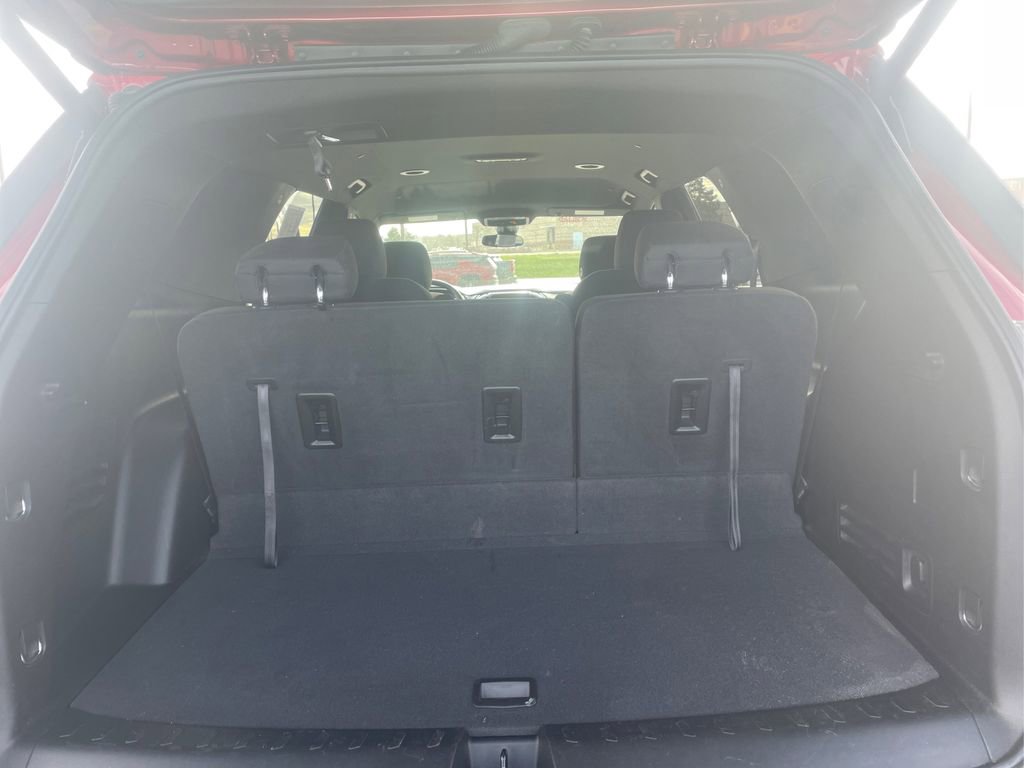 Used 2023 Chevrolet Traverse LT AWD/4WD image 23
