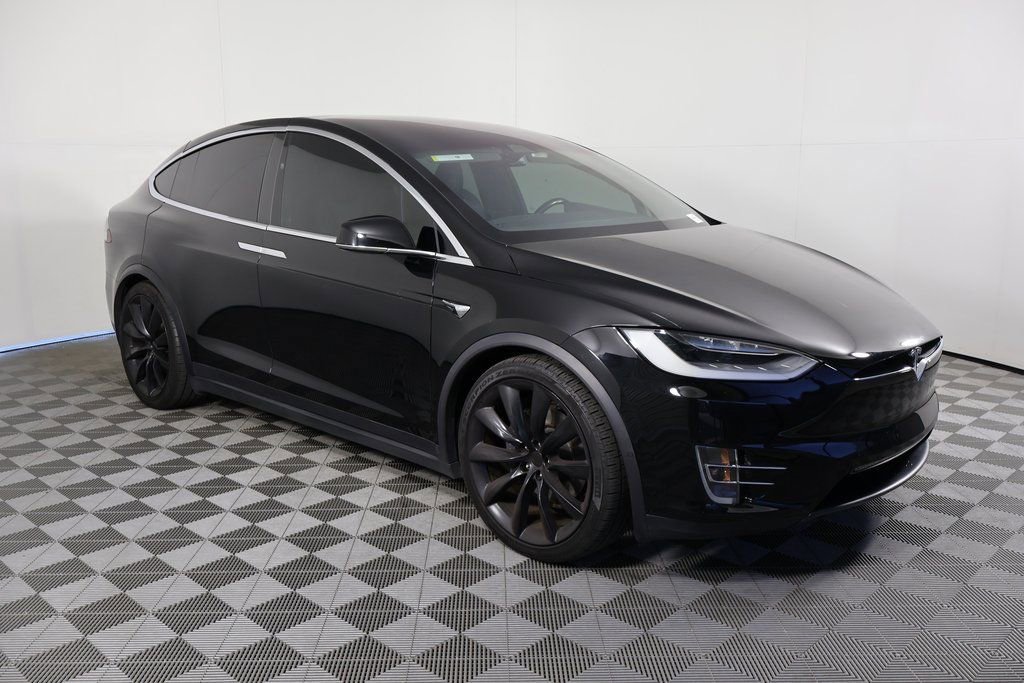 Used 2021 Tesla Model X Long Range image 3